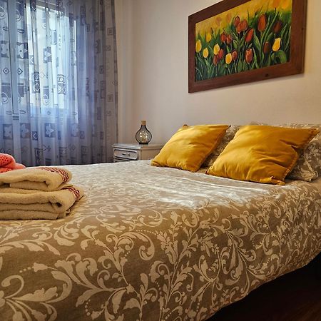 Appartamento Casa Lantoxana Gijón Esterno foto
